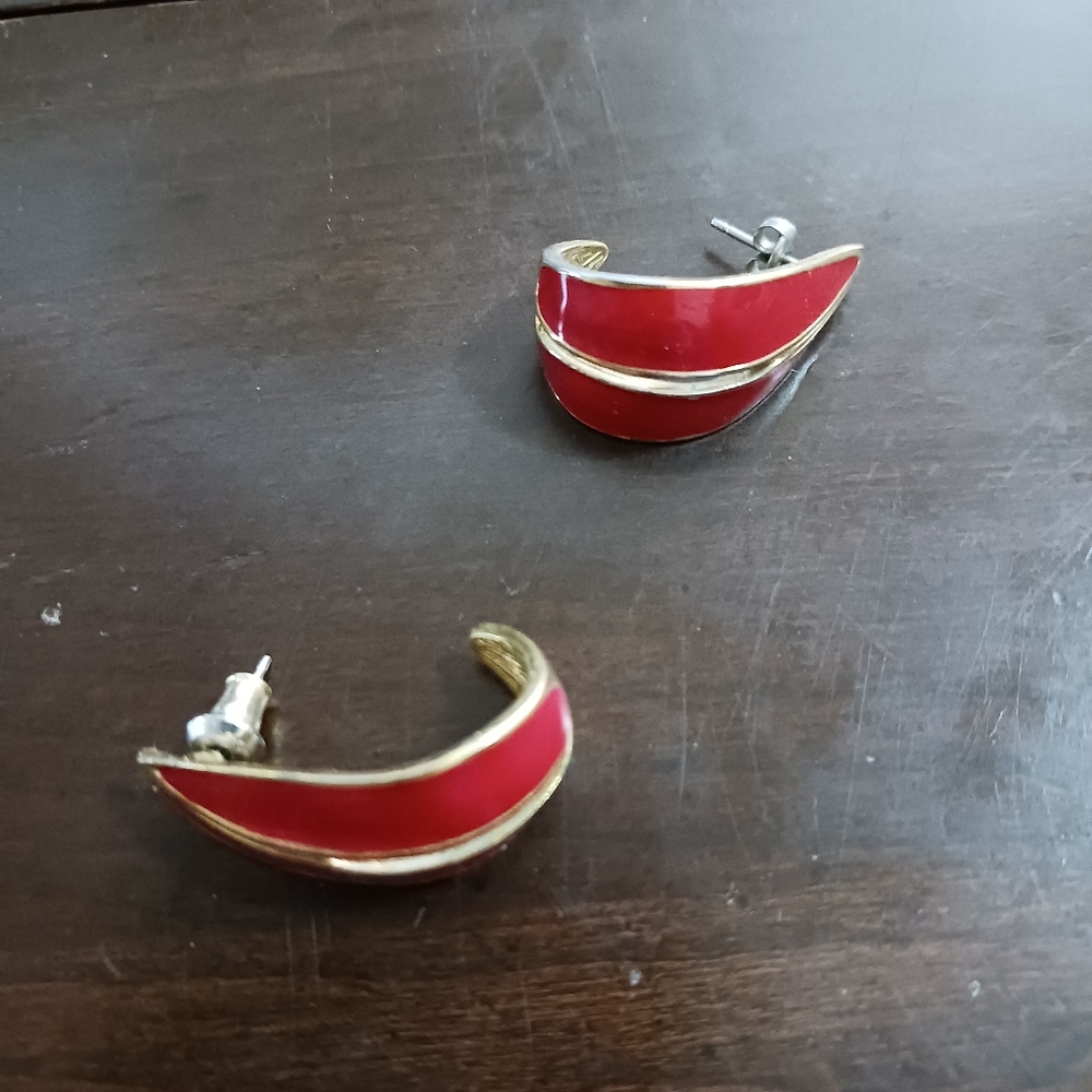 Earings